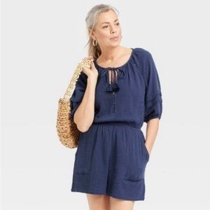 NWT Knox Rose Short Sleeve Gauze Romper Navy- M